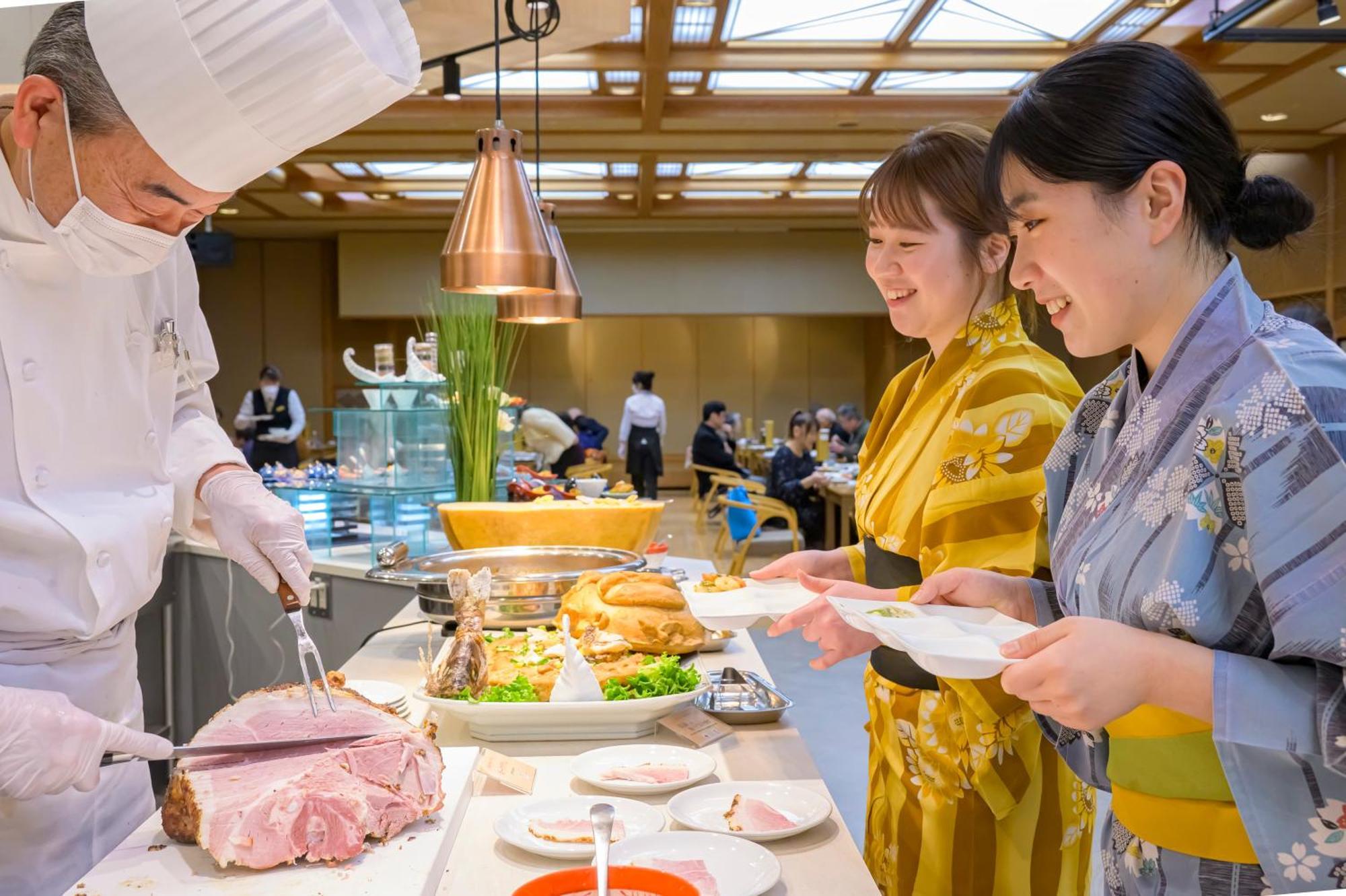 Senkeien Tsukioka Hotel Kaminoyama Eksteriør billede